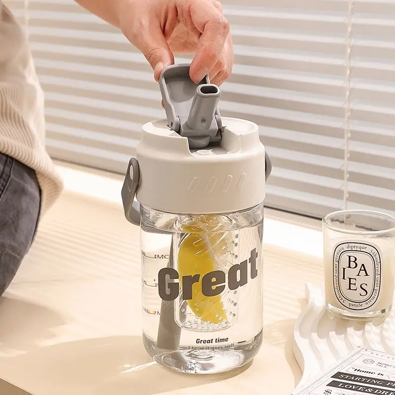 Plastic Spill Proof Water Bottles Custom Logo Bottle Display Rack Sipper 500Ml Us Warehouse Recycled Pet Cirkull 22 Oz