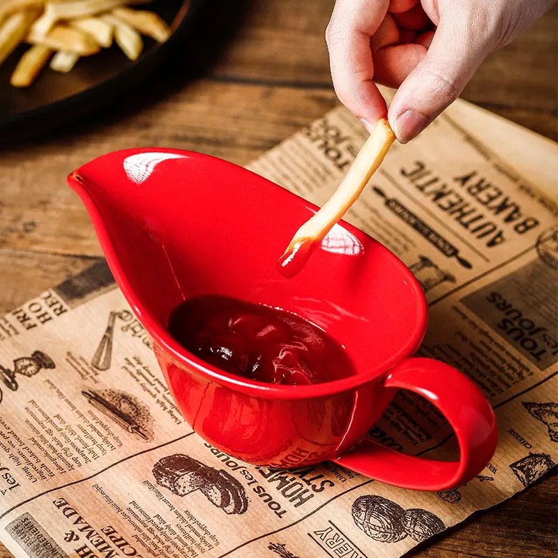 White Porcelain Gravy Boat Ceramic Cast Iron Black Steak Sauce Boat For Restaurant