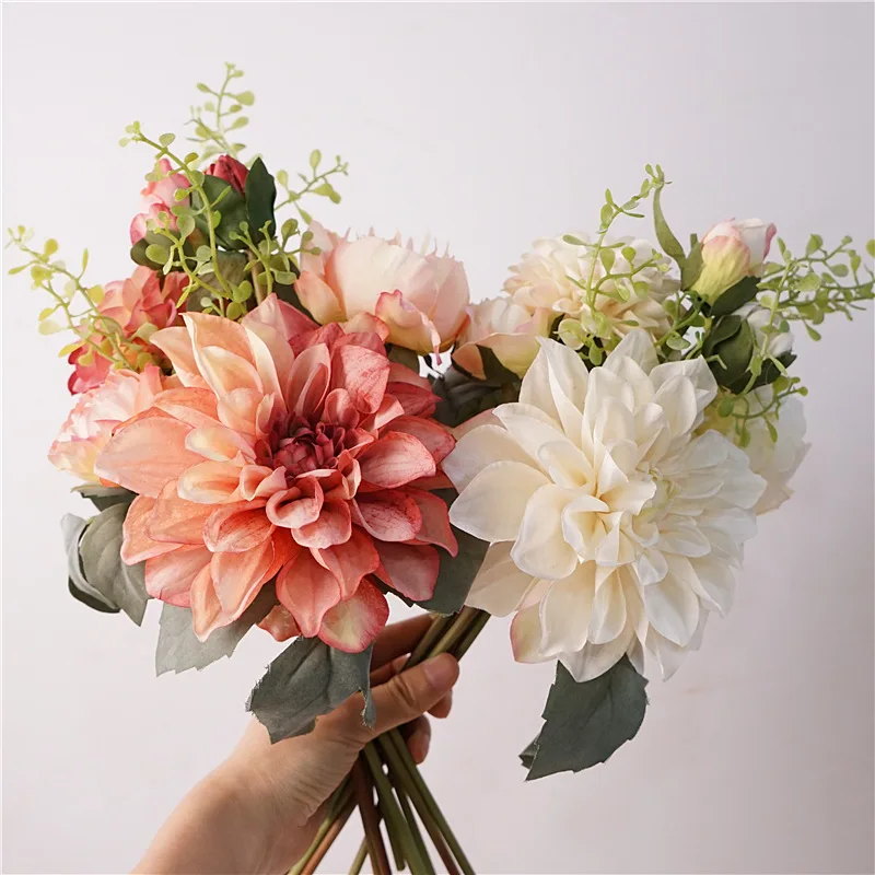 Retro Oil Painting Style Simulation Dahlia Bouquet Hand-held Flowers Home Decoration Ornaments Photo Props Wedding Wholesale