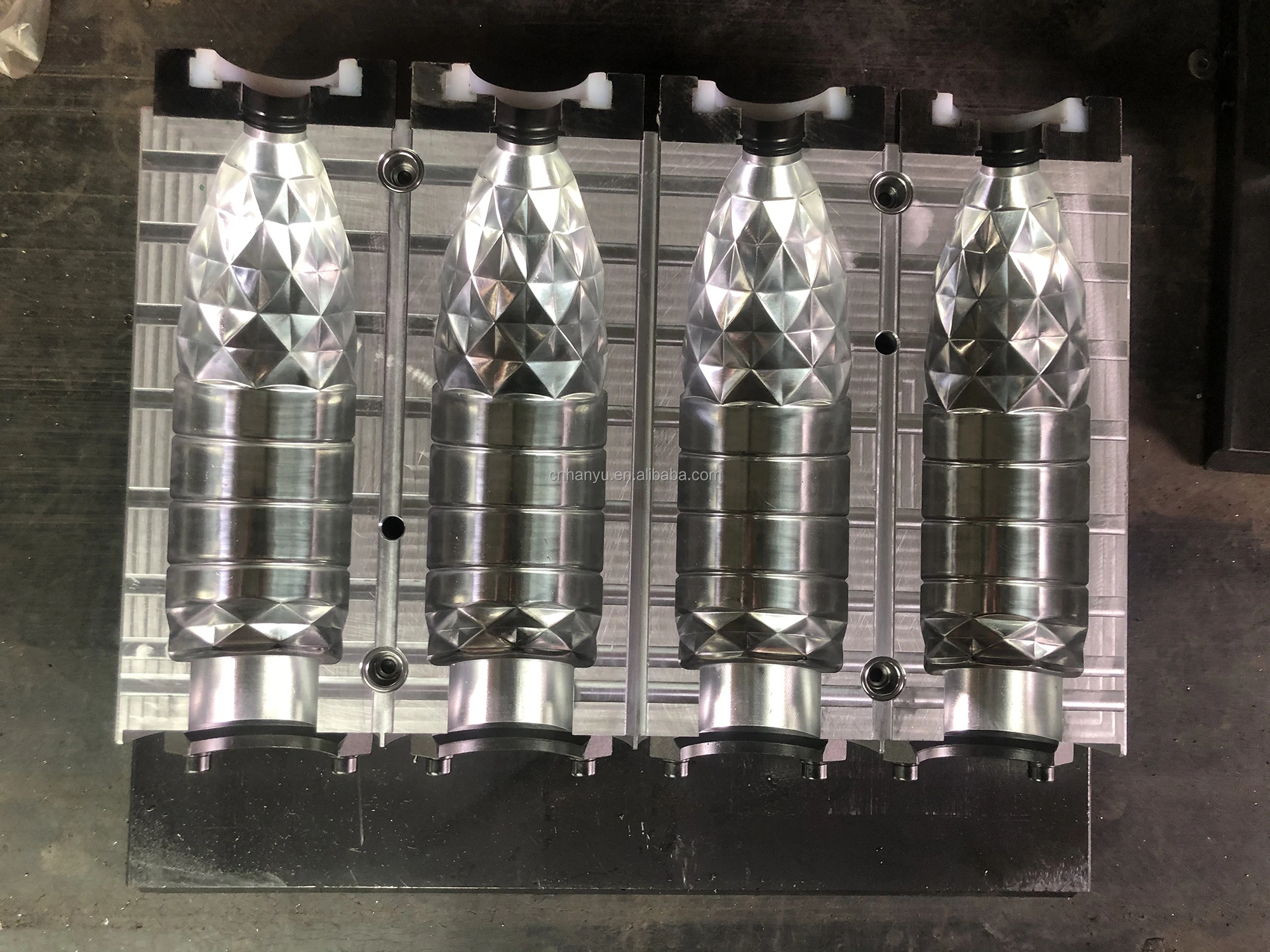 Высококачественная зеркальная полировка ПЭТ бутылок 1 полость 2 полости 4 6 полостей форма для пластиковых