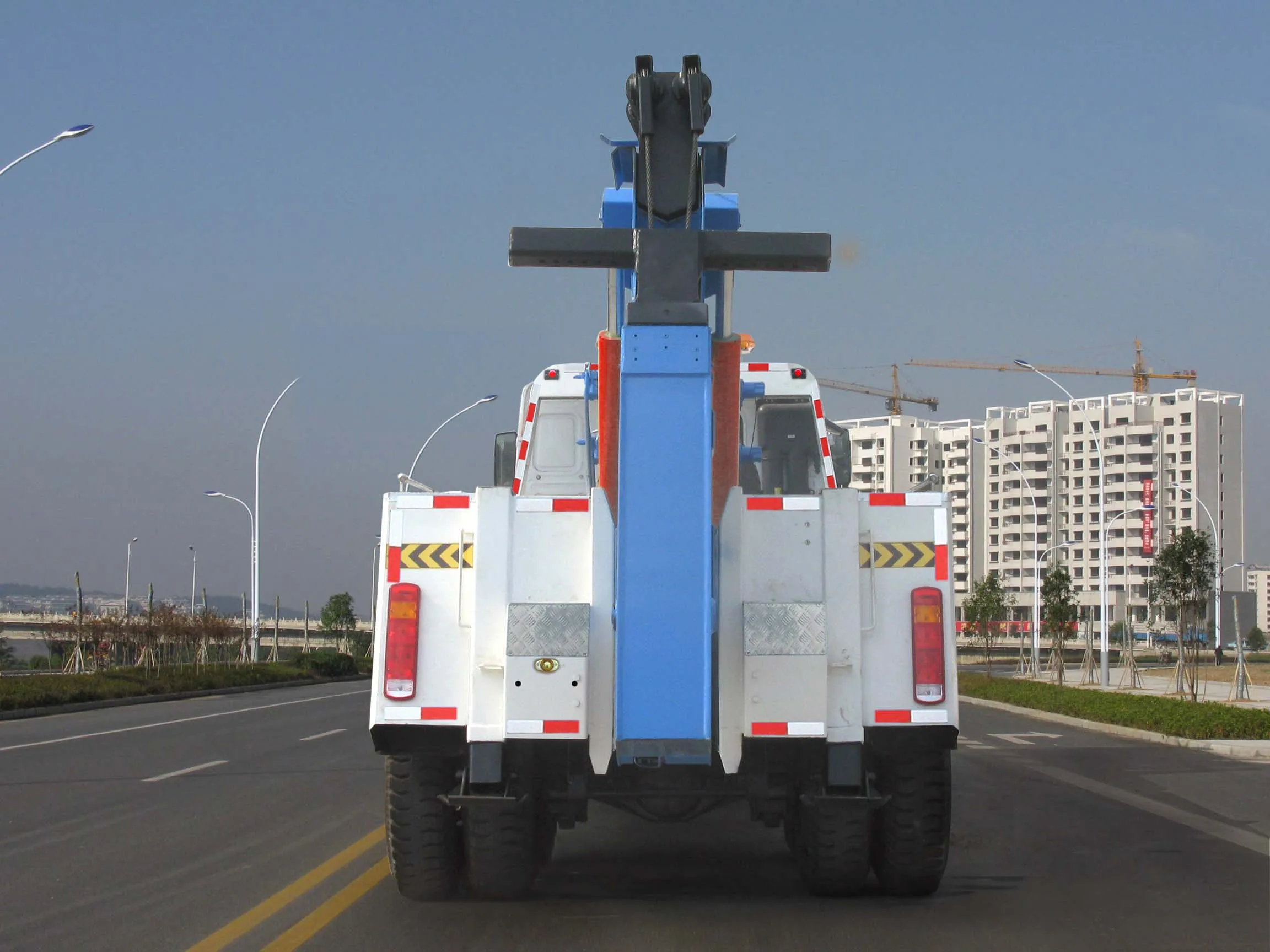 
Heavy Duty Shacman 8x4 360 degree rotation 30 ton rotator tow truck 20 ton wrecker towing truck price 