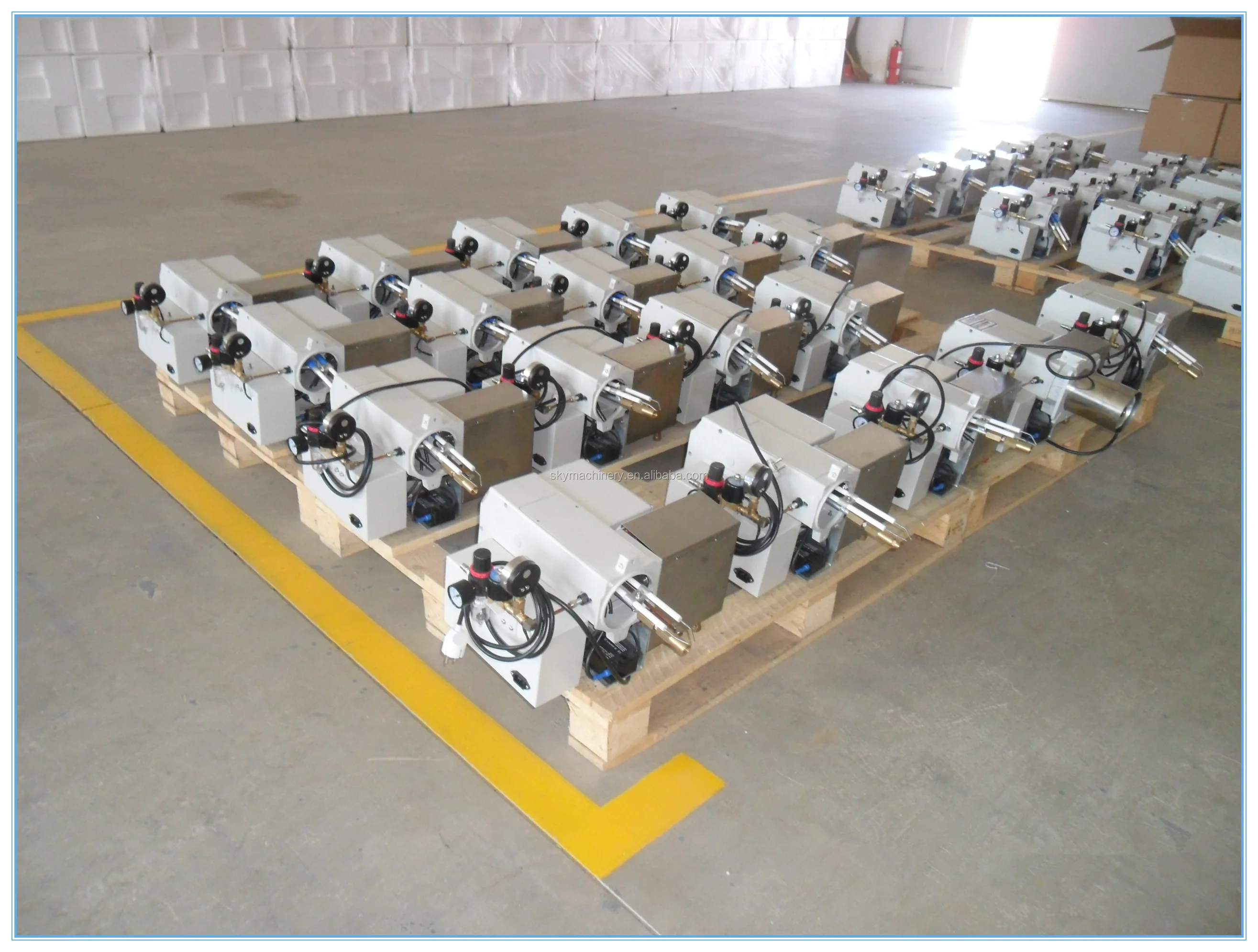 Equipment for the production of bumpers waste oil burner in russian waste oil stove