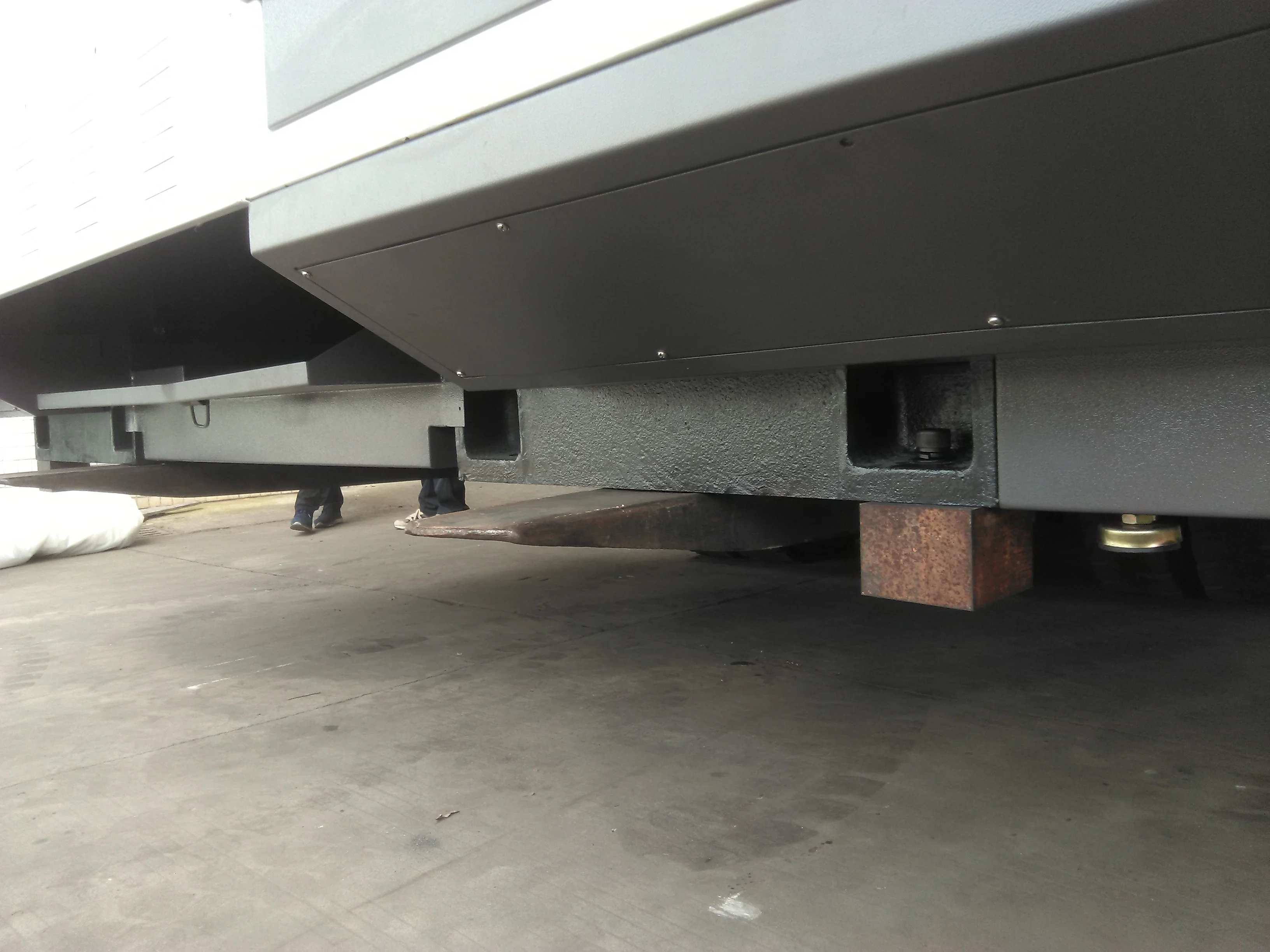 Platinum crucible cnc metal spinning machine (CNC metal spinning for crucibles)