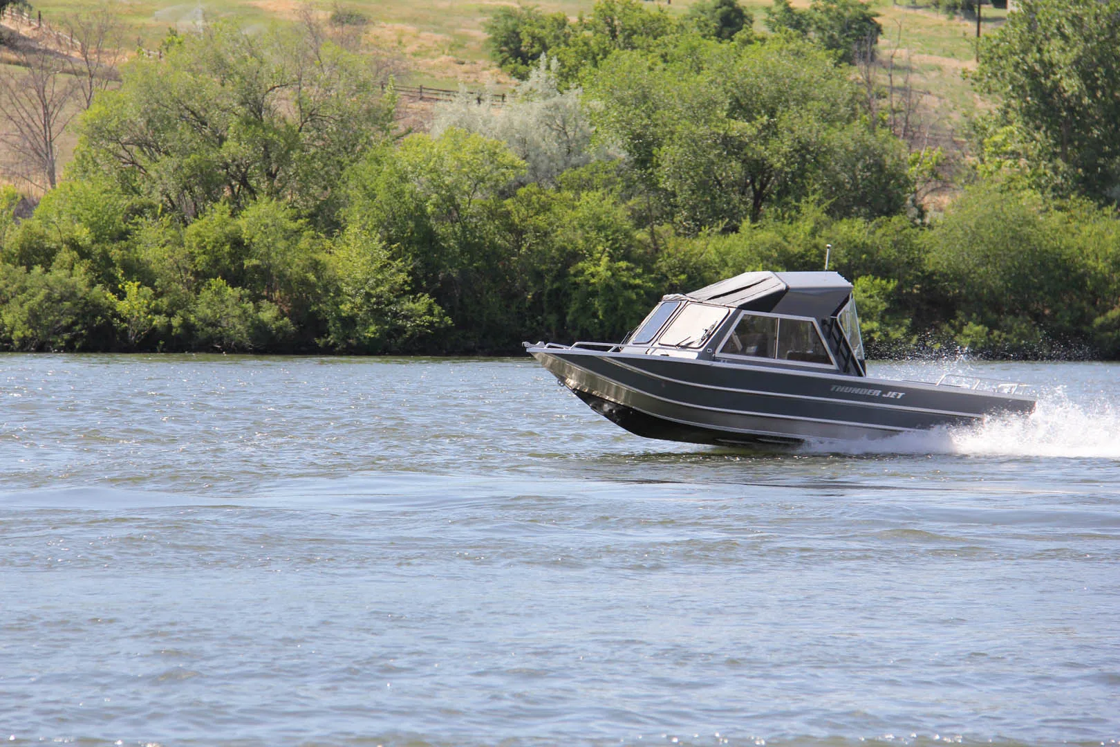 Kinocean 2023 New High Performance Aluminum Jet Boat Yacht with half cabin for Sale