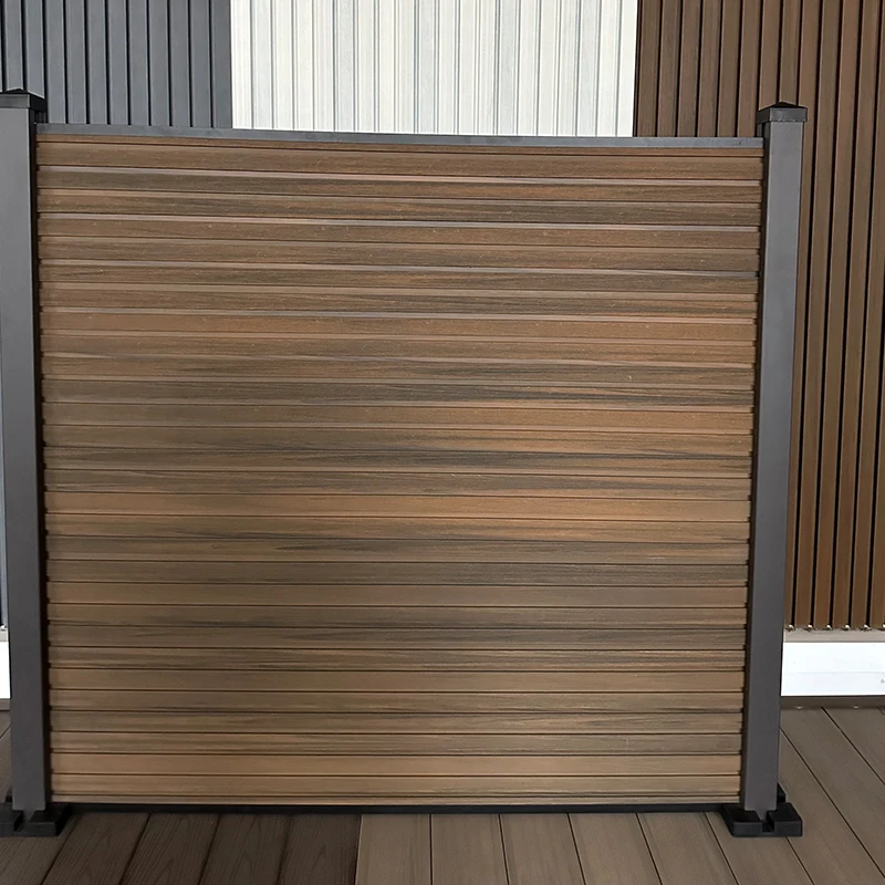 2024 New Style Linyuanwai Garden WPC Fence Wood Plastic Composite Fence Panel  6ft*6ft Custom