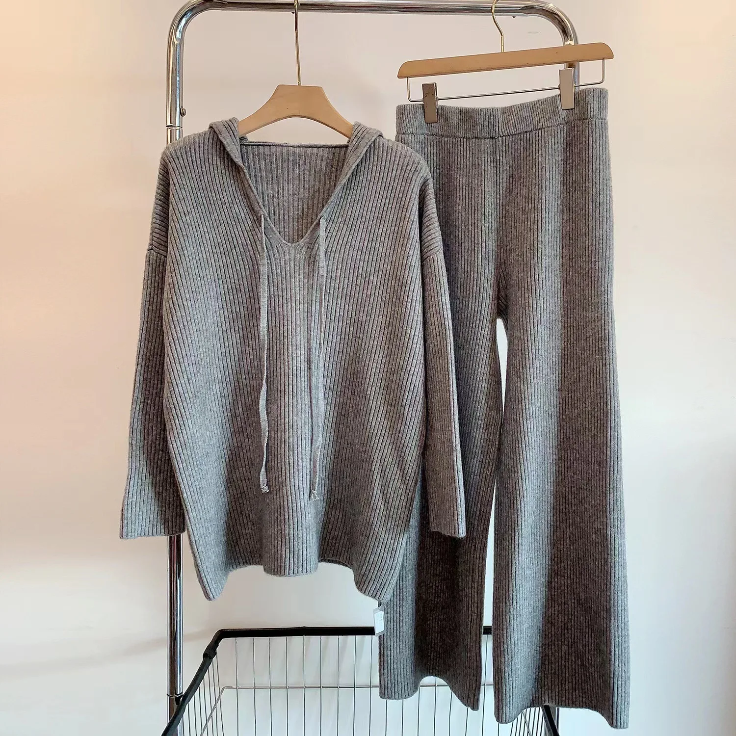 Casual hoodie suit polyester cashmere fleece sweater and pant set girs custom plus size 2 piece set women 2024