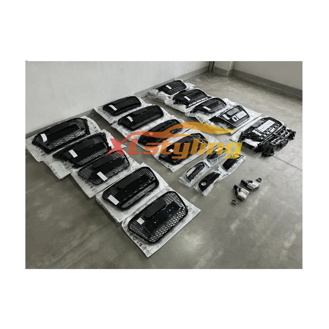 XLstyling Car Auto Upgrade to RS3 RS4 RS5 RS6 RS7 honeycomb front grille For Audi A3 8P 8V A4 B8 B8.5 B9 A5 A6 C7 A7 grill