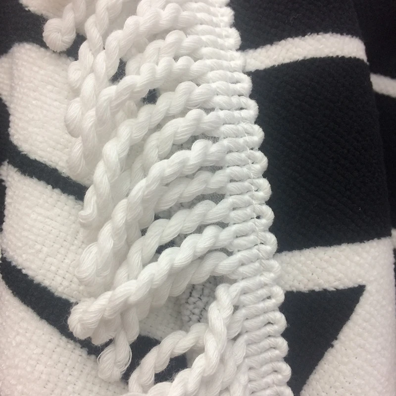 Eco-Friendly Personalized Customized Logo Round Beach Towel for Adult Customize Printed Bath Blanket Yoga Mat With Tassels