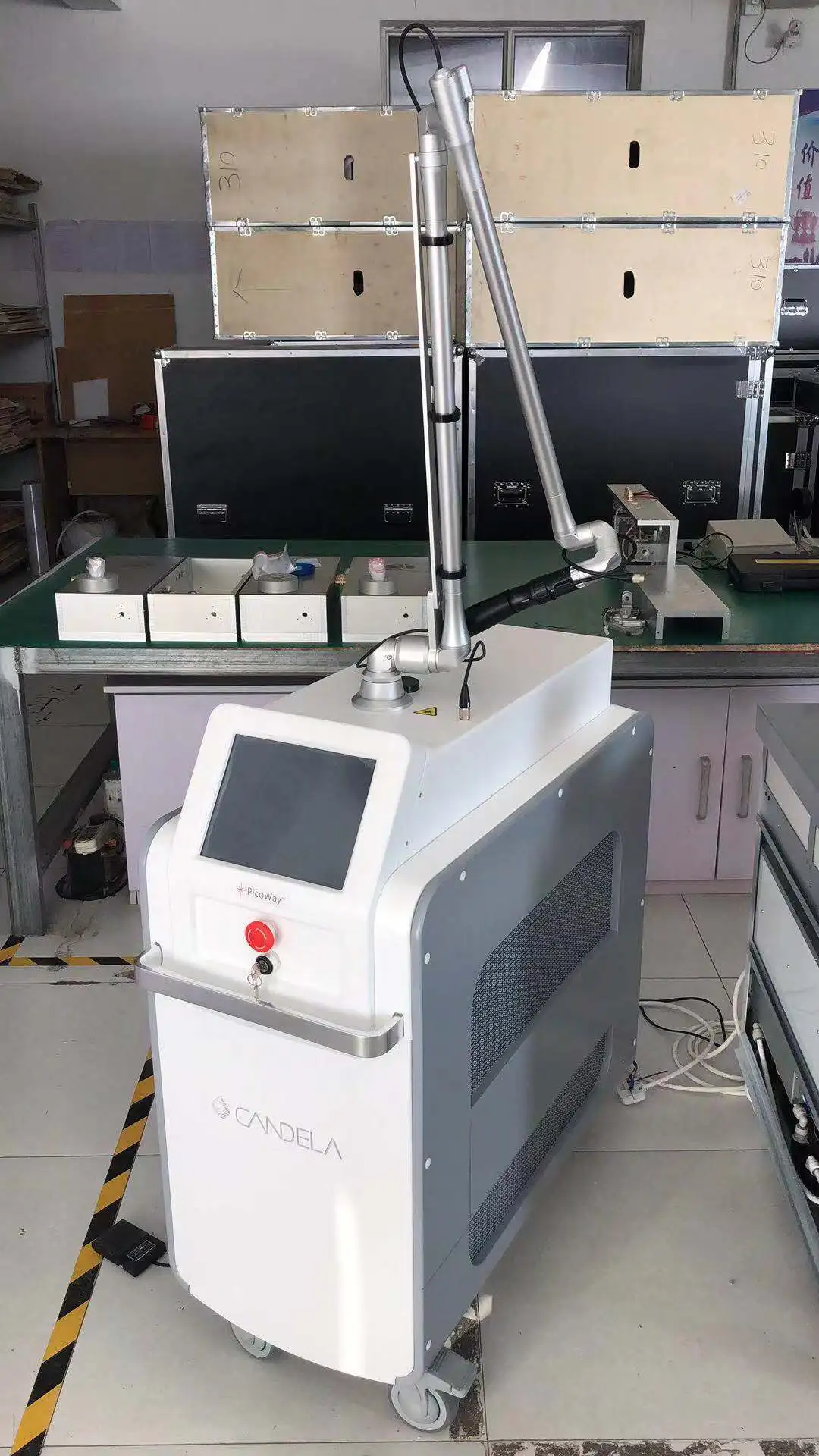 2022 best sell Factory direct sales picosecond Q Switched / Korea light guide arm, spot adjustable/nd yag laser tattoo removal