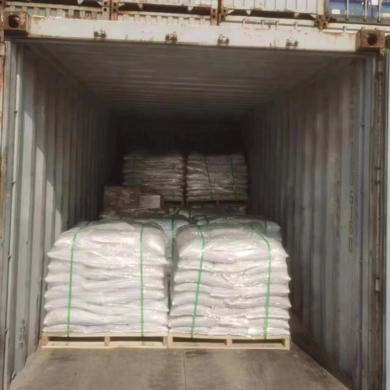 Factory price little Resin Bond Gravel Terrazzo Stone Chips Pebble Stones Used For Garden Landscaping And Road Paving