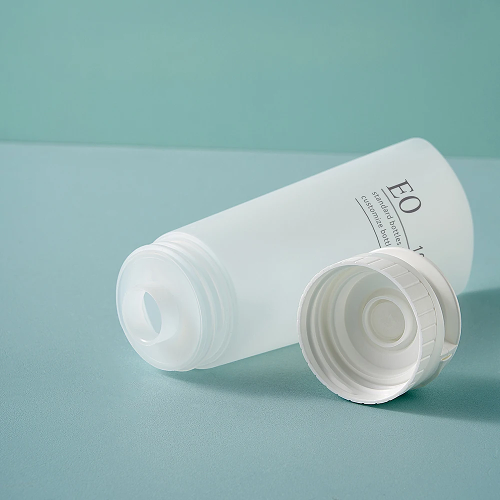 skincare tube packaging eco friendly 50ml 120ml 150ml soft touch plastic bottle reusable empty bottles for oil 100ml