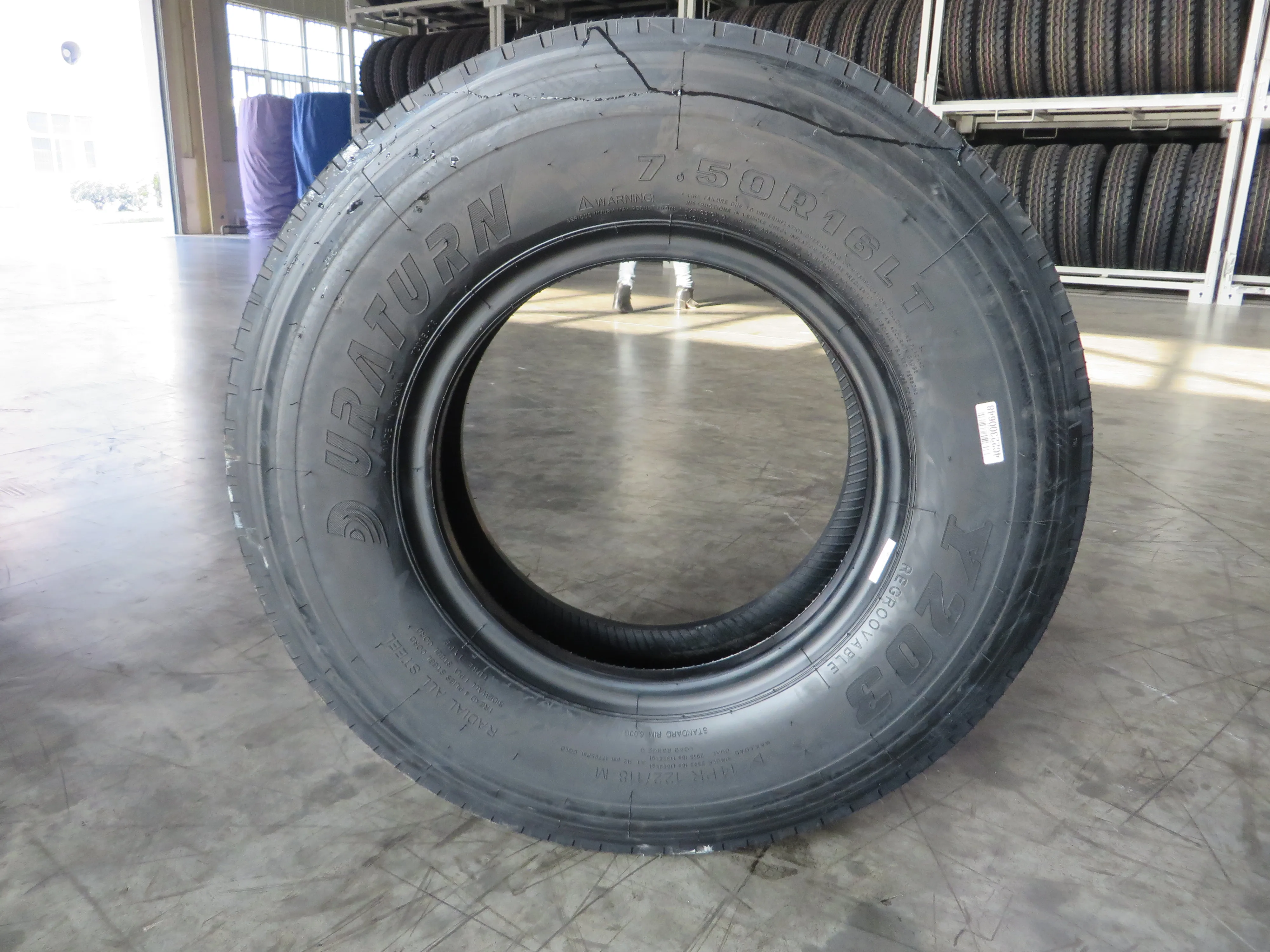  235/75R17.5 тяжелых грузовых шин для прицепа позиции Duraturn Dynacargo производитель ищет Partnes