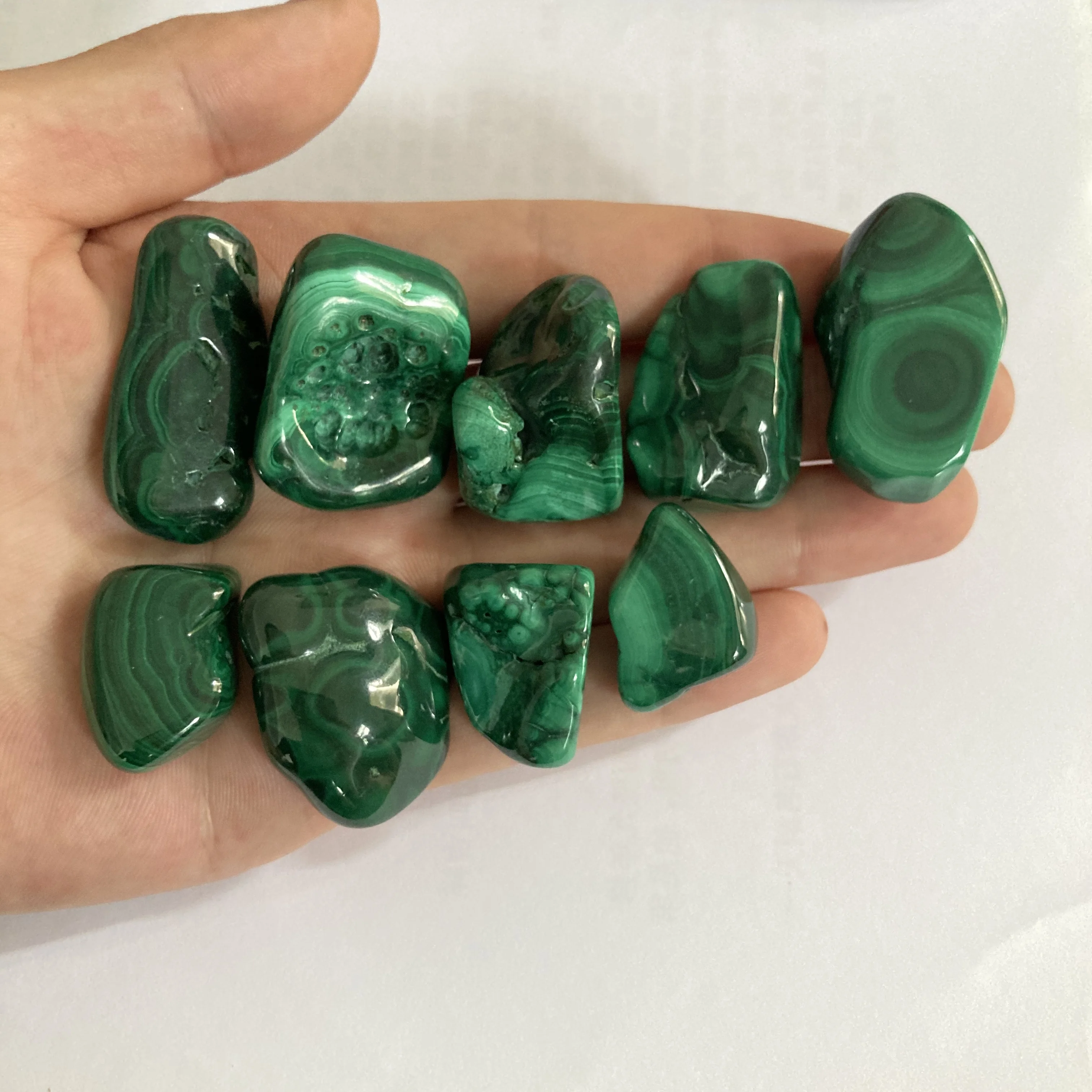 Malachite stone grinding large gemstones home decoration tabletop ornaments fish tank flowerpot landscape stone wholesale