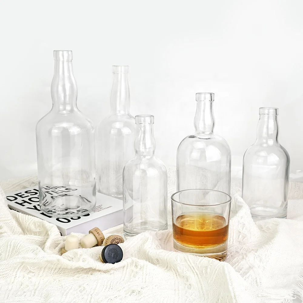 Empty  Glass Liquor Bottle 700ml 750ml Clear Gin Whiskey Vodka Liquor Spirit Bottle for Liquor Rum