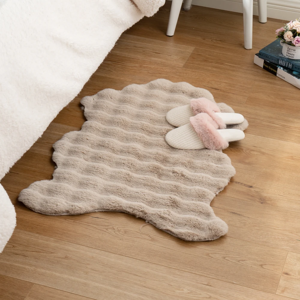 Extra Soft Super Fluffy Fur Faux Sheepskin Rabbit Area Rug for Home Decor No Skid Furry Throw Carpet for Kids Nursery Bedroom