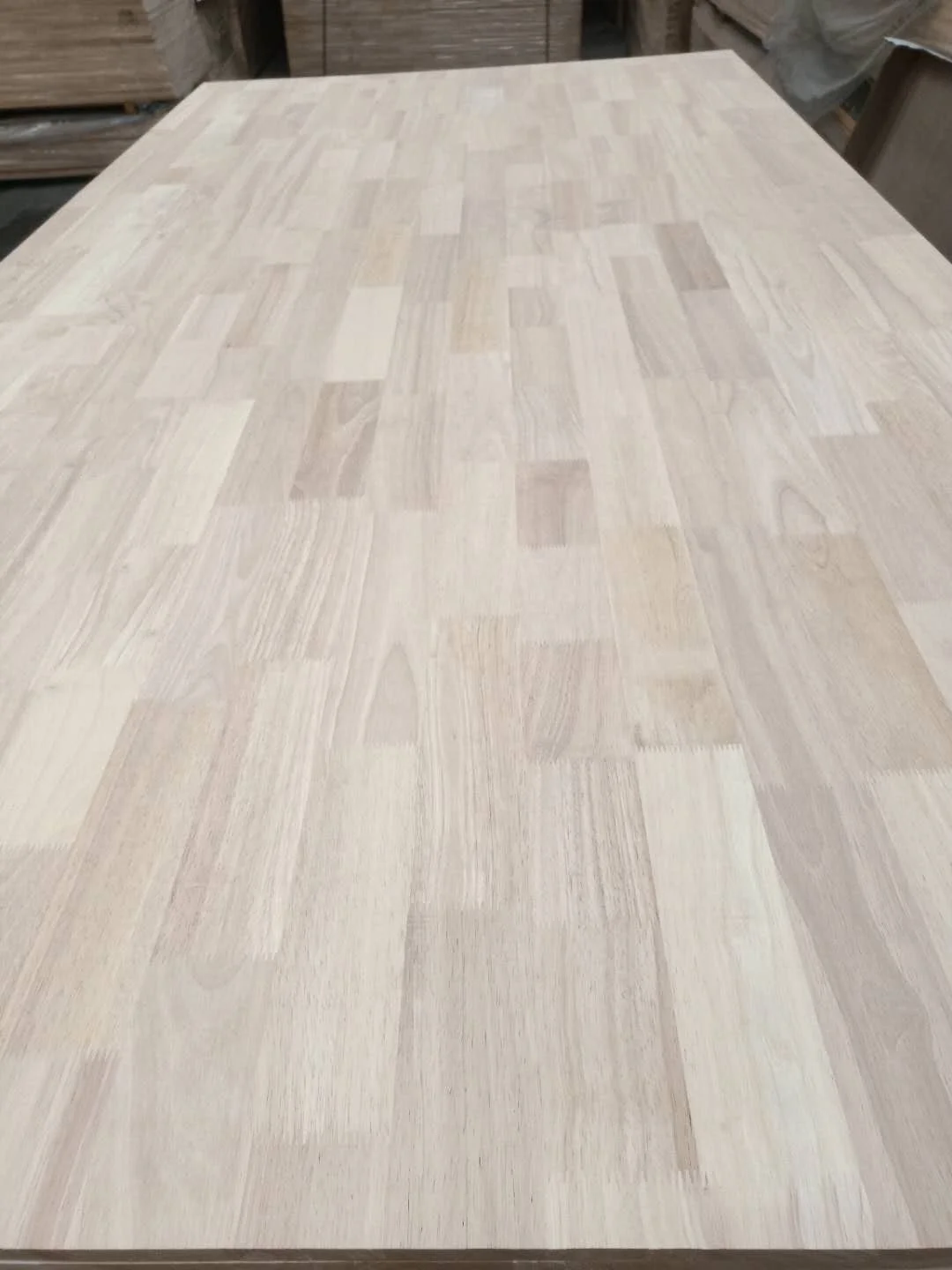 Best Selling Rubber Wood Finger Jointed Sawn Lumber - 100% Natural Wood