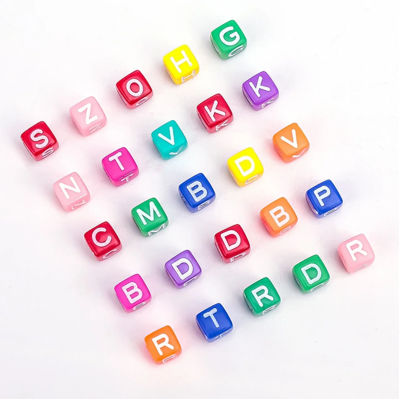 Китайский завод набор белых бусин акриловые пластиковые буквы улыбка бусина с отверстием для Diy