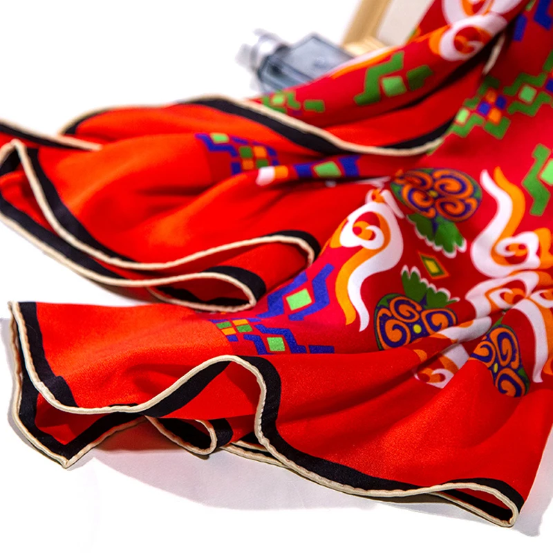 Custom Designer Silk Scarf Luxury Digital Printing 90cm Silk Scarf for Women