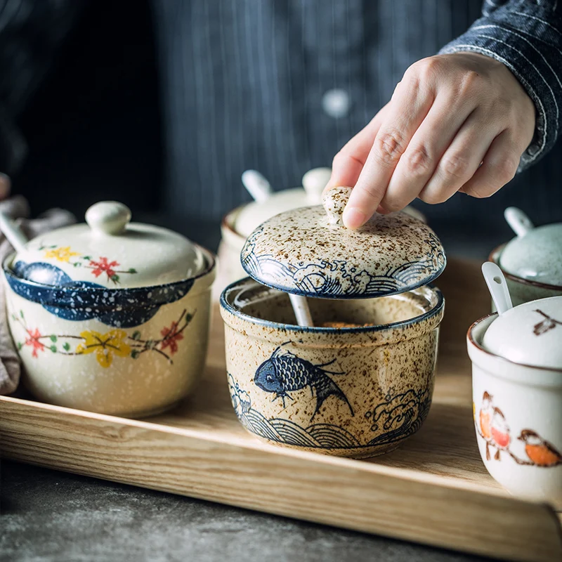Japanese Kitchenware Accessories Round Condiment Spice Jar Ceramic Sugar Salt Pepper Seasoning Jar Set