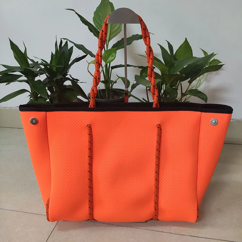 Wholesale Large Capacity Lady Beach Tote Bag Multi Colors Women Perforated Neoprene Beach Bags