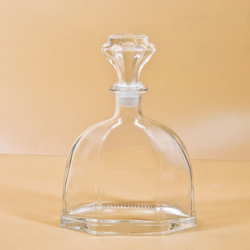 High grade 330ml high white unique shaped XO bottle whisky glass bottle brandy bottle with cork