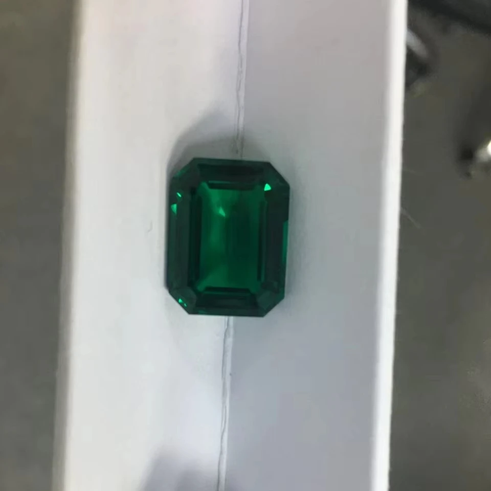 5.1ct factory Wholesale Vvs1 Clarity Real Emerald Cut Green Color De Vvs Synthetic Loose Gemstone