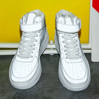 New Model Men High Top Casual Skate Shoes Stylish Glitter Chameleonic Sneakers