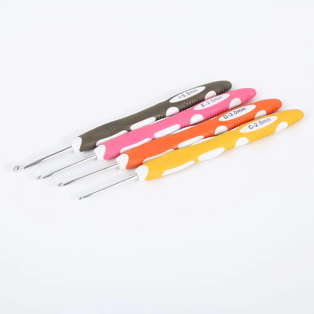 Crochet Hooks With Silicone Handle Metal Sewing Needles Yarn Hand Knitting Accessories