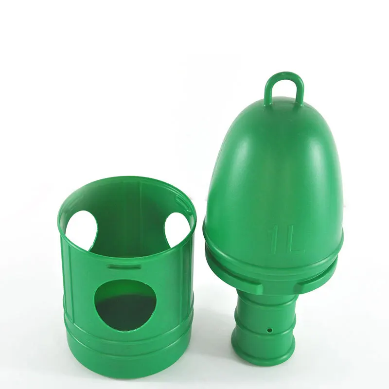 2022 Hot Sale Plastic Pigeon Water Feeder Birds Waterer Liquid Nozzle