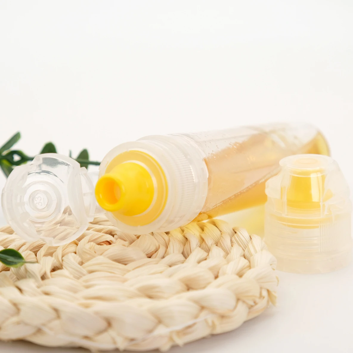 3Oz Honey Bottles Reusable Plastic Squeeze Bottle with Flip Cap Condiment Dispenser For Ketchup Salad Sauce Honey