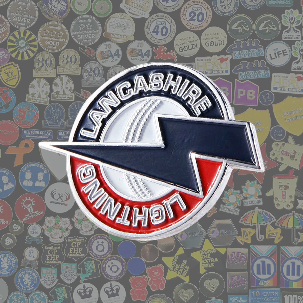 Top Fashion No MOQ Factory Manufacturer Custom Soft Hard Enamel Anime Cartoon Lapel Pins Brooch Metal Badge Custom Logo