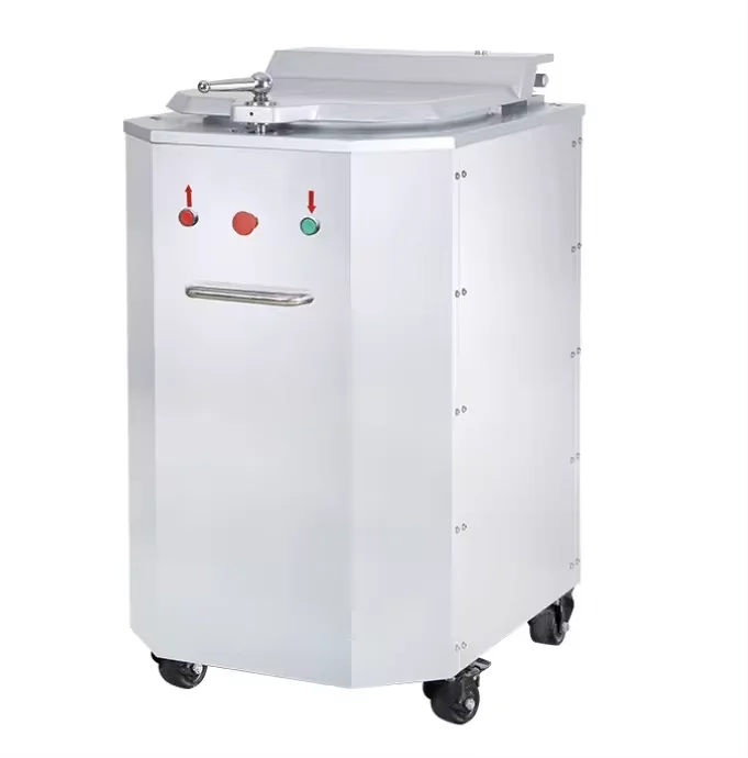 Машина для деления и прессования теста небольшая машина