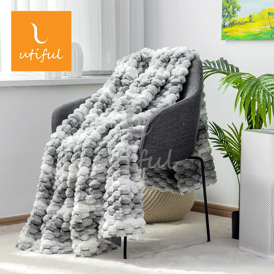 Decorative fluffy Pompom knit gray color solid and stripe printed polyester rabbit faux fur fleece mink blanket reversible