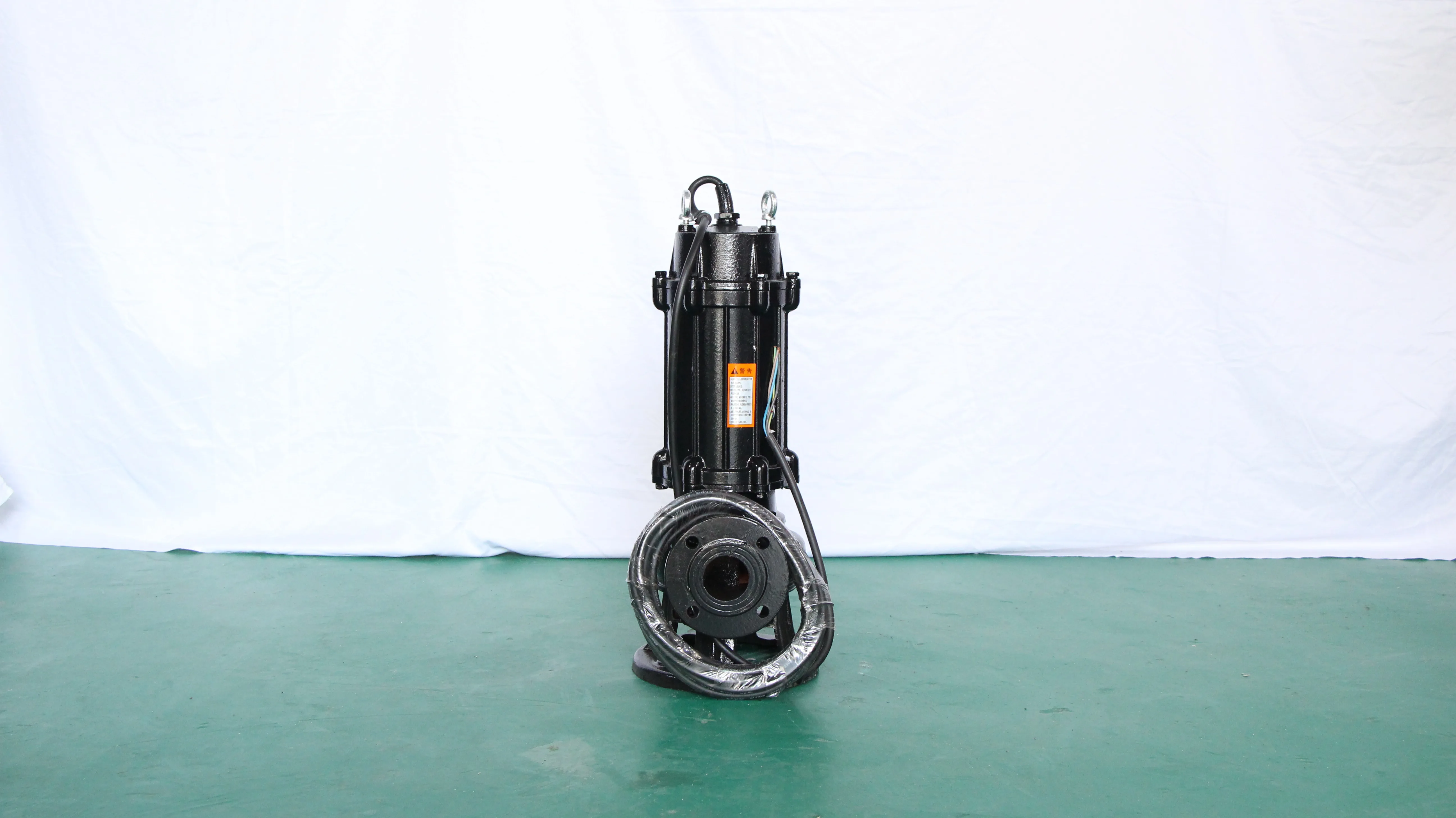 Sewage pumps are available from stock, with low price and good quality, large quantity favorably
