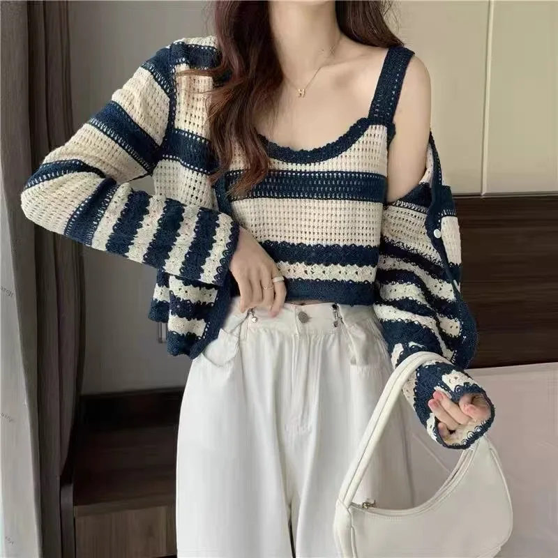 Vietnam Cambodia  Thailand  Malaysia  Indonesia  Philippines long sleeve sweater cardigan short striped singlet cardigan