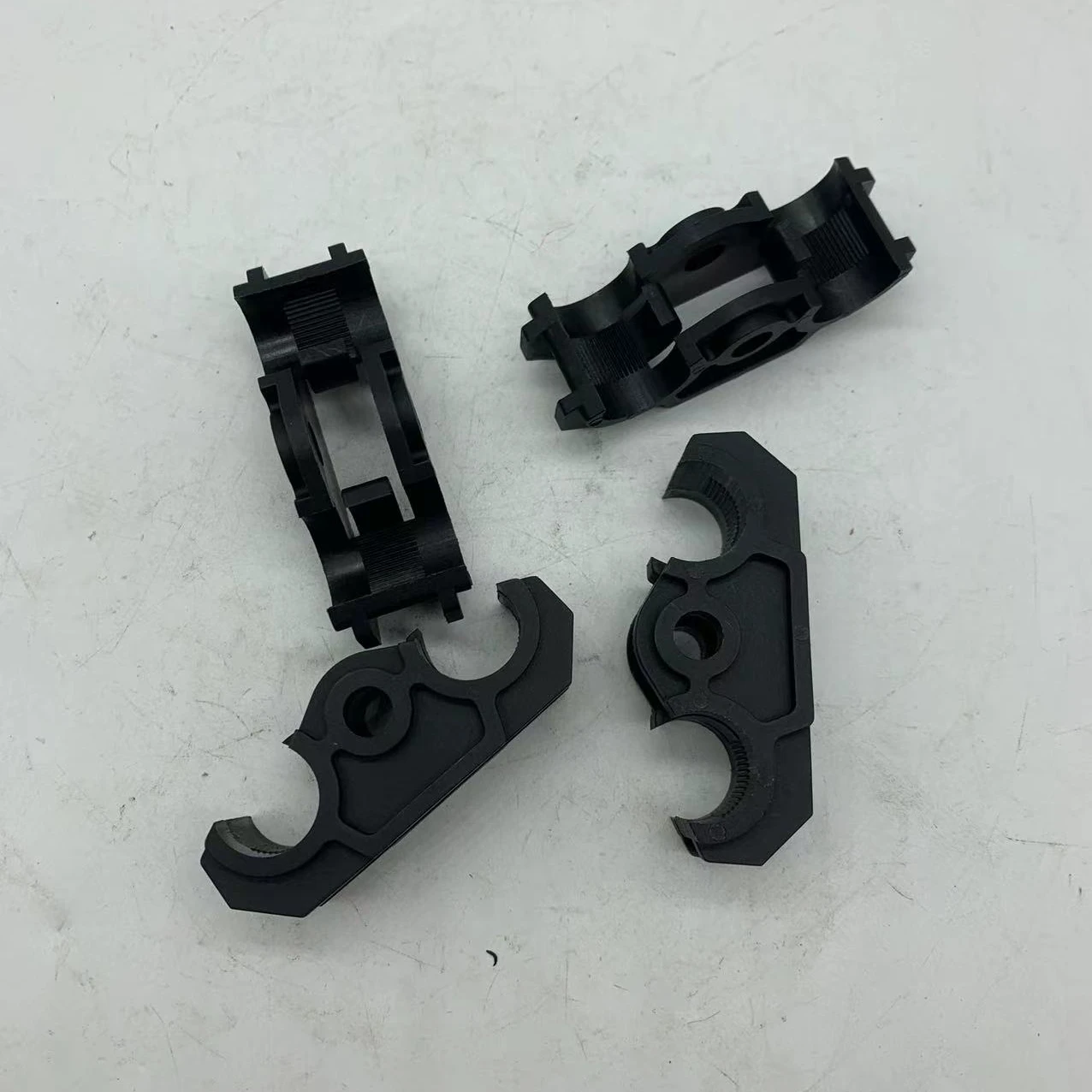 HIGH QUALITY TEXTILE MACHINERY SPARE PARTS  RING SPINNING MACHINE RIETER PRESSURE SADDLE