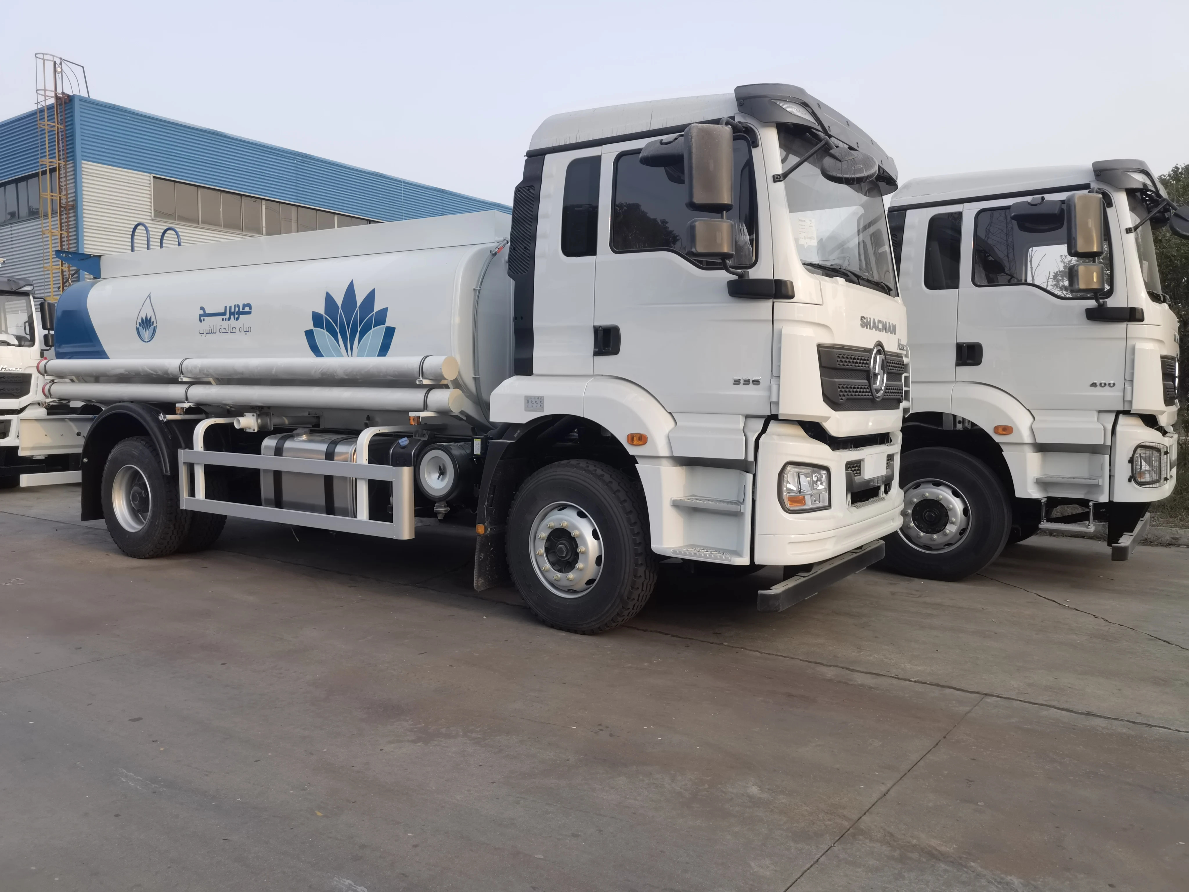Hot Selling 12CBM Shacman 4*4 Transport Water Tanker Truck 210HP Truck For Sale