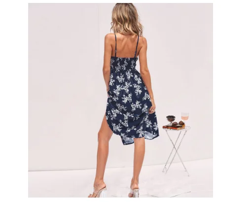 
2021 summer New relaxed and cool chest strap dress 