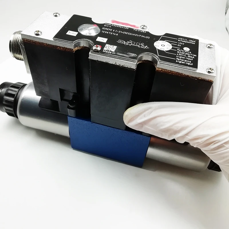 3 Way Version R900958859 3DREPE 6 C-21=25EG24N9K31/F1M=00 Proportional Pressure Reducing Hydraulic Valve