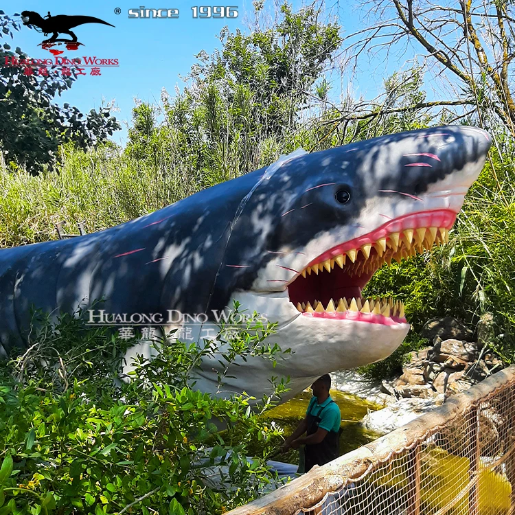 Mechanical Animal Model Shark Outdoor Simulation