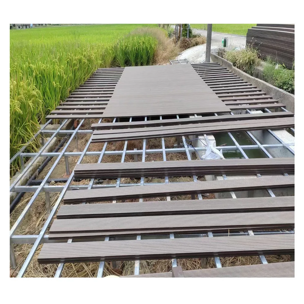 Co-extruded Wpc Composite Decking Boards For Outdoor Floor Covering Factory On Sale