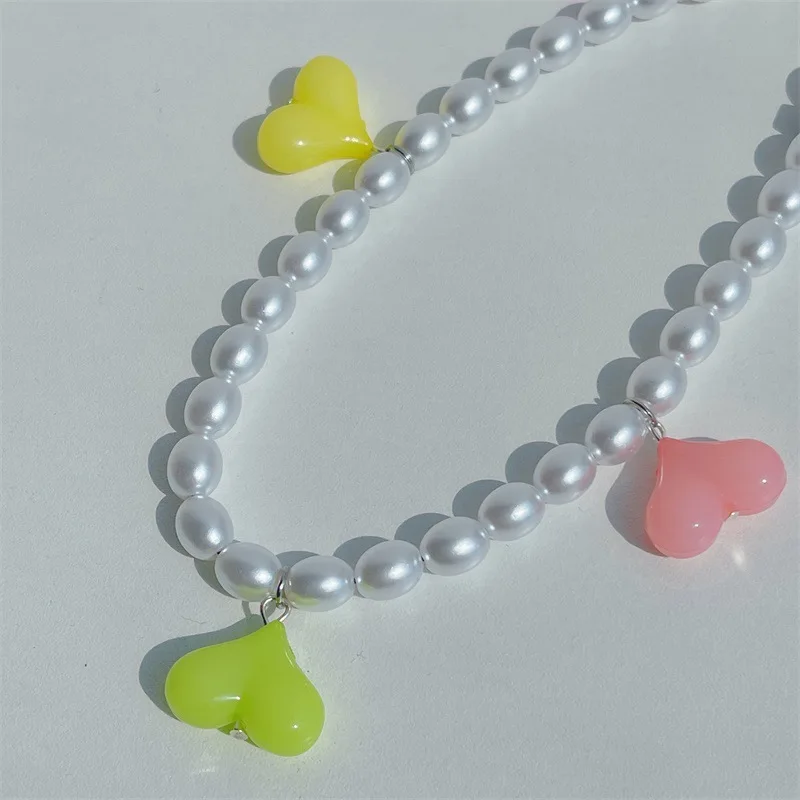 Hot Selling New Fashion Simple Super Cute Heart Phone Chain Pearl Beads Mobile Phone Strap