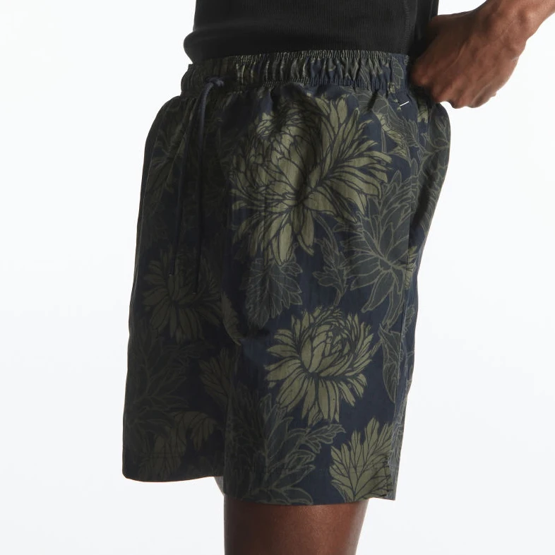 100% Polyester Lightweight Mens Swim Trunks Quick Dry Printed Swim Shorts with Mesh Lining