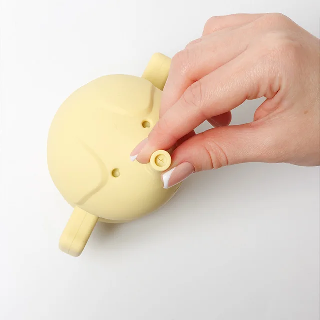 Eversoul RTS Wholesale Baby Elephant Silicone Straw Sippy Cup Safe Non-Toxic & Environmentally Friendly for Drinking & Training