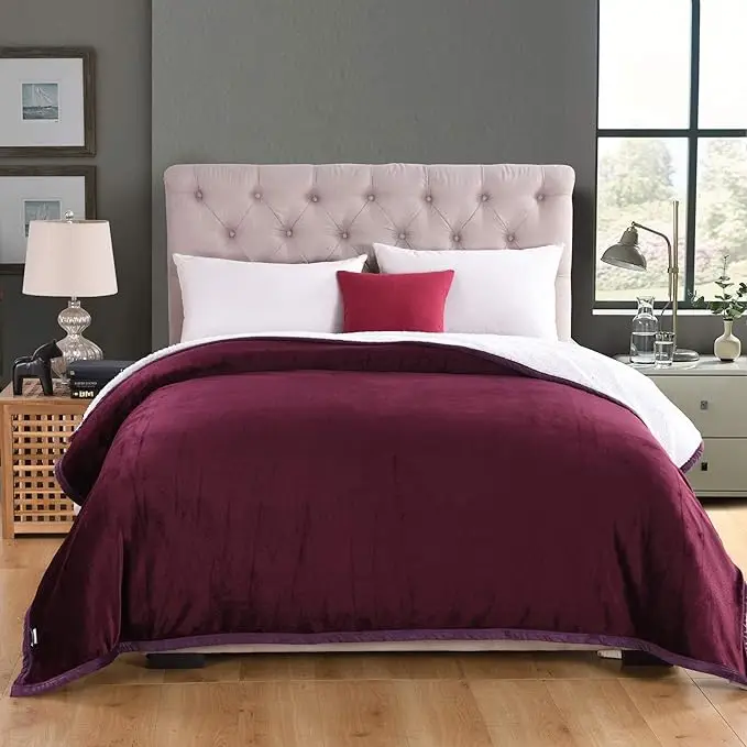 Custom Luxury Ultra Soft Double Ply Sherpa Fleece Blanket 100% Polyester Knitted Solid Pattern Modern Style for Home Use