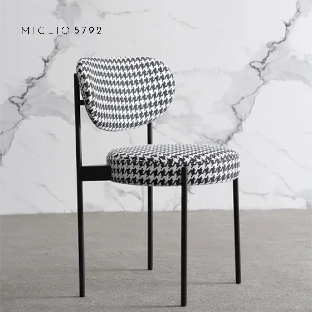 Modern Wholesale Hotel Banquet Napoleon Plastic Acrylic Wedding Chiavari For Events Chair