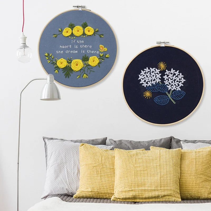 
European Three-dimensional Flower Ribbon Embroidery Painting Handmade Creative DIY Kit(Including Bamboo Embroidery) 