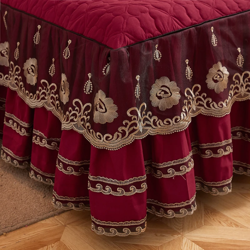 New In 2022 Three-Piece Set Of Brushed Quilted Bed Skirt And Pillowcase