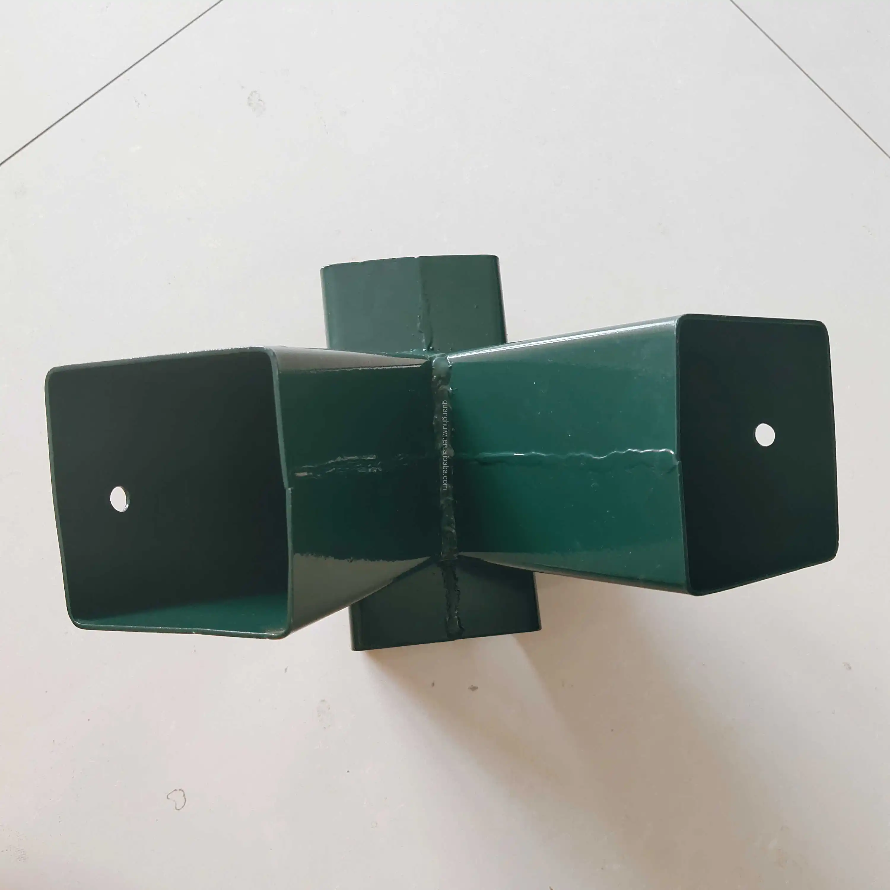 pole anchor (15)