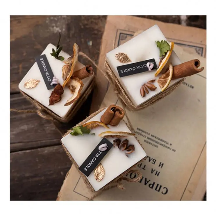 Wholesale Handmade High Quality Luxury Private Label Gifts Set Soy Wax Scented Candle With Flower